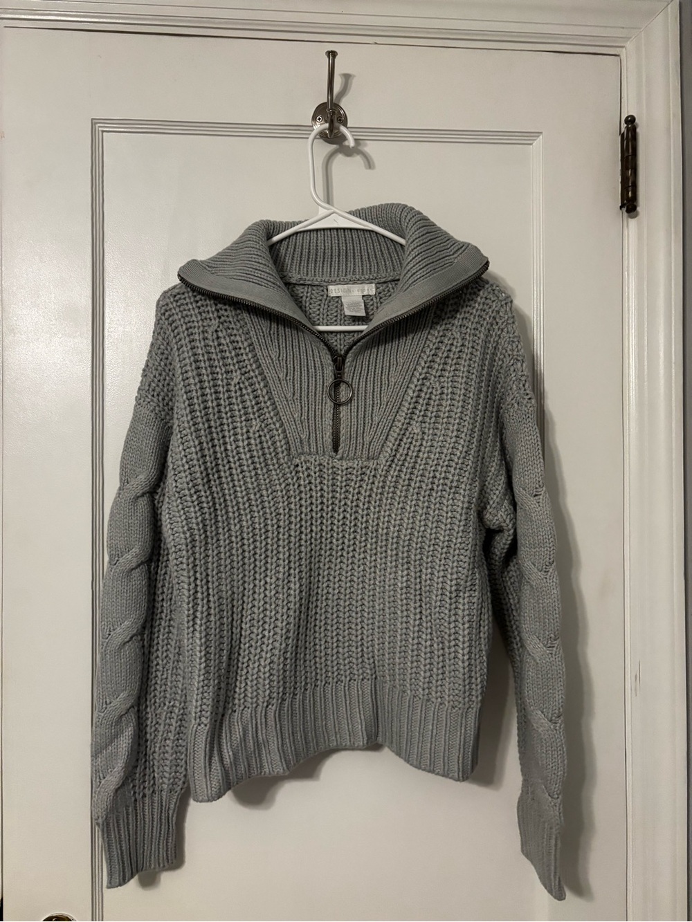 Design History Gray Half-Zip Cable Sleeve Sweater